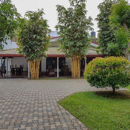 White Villa Beach Resort Mirissa Luaran gambar