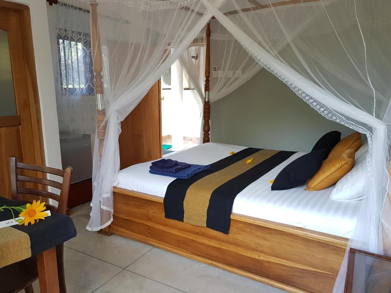 White Villa Beach Resort Mirissa Luaran gambar